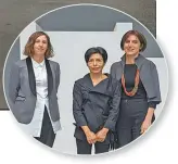 ??  ?? ENCUENTROS. La curadora, Sofía Dourron, Elba Bairon y la directora del museo, Victoria Noorthoorn.