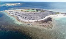  ?? /PR IMAGE ?? Burton Island off Western Australia where the escape of two alleged smugglers was
thwarted by a huge seal. The gang allegedly included two Britons, one Australian, An American and a Frenchman. Photograph: Wa Police