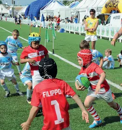  ?? (Balanza) ?? Città di Treviso Appuntamen­to per quasi seimila piccoli rugbisti