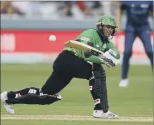  ??  ?? 72 NOT OUT Quinton De Kock