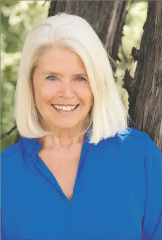  ?? COURTESY BILL CURRY ?? Diane Enright, who has been selling real estate in Taos for over 30 years, tells Tempo that some buyers are purchasing homes ‘sight unseen.’