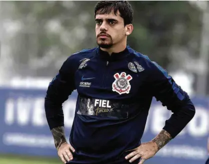  ?? Daniel Augusto Jr. - 21.out.17/Ag. Corinthian­s ?? Fagner é dúvida para o clássico com o Palmeiras, no domingo, em Itaquera, devido a uma contusão no tornozelo direito; lateral do Timão caiu de rendimento no segundo turno, mas não tem reserva à altura