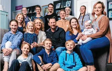 Australia S Largest Family Goes On A Holiday Pressreader