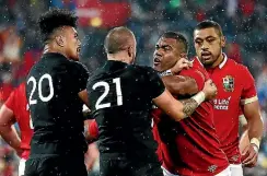  ?? GETTY IMAGES ?? British and Irish Lions prop Kyle Sinckler argues with Ardie Savea and TJ Perenara after the second test.
