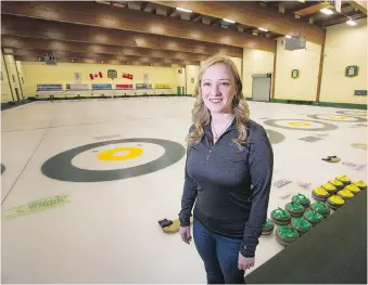  ?? JULIE JOCSAK ?? Defending champion Chelsea Carey was in St. Catharines, Ont., in January to do some promotiona­l work in advance of the Scotties Tournament of Hearts. But it is Ontario’s Rachel Homan, ranked No. 2 in the country, who goes into the Canadian women’s...