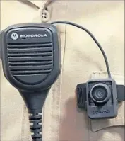  ?? Nick Ut Associated Press ?? A CAMERA such as this on an L.A. County sheriff ’s deputy was used to capture the Sacramento incident.