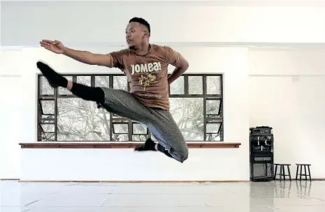  ?? | SHELLEY KJONSTAD African News Agency (ANA) ?? DANCER Mthoko Mkhwanzi has been invited for a one-year residency at the Ace Dance and Music company in Birmingham, UK.