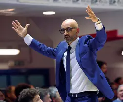  ??  ?? Coach Francesco Vitucci è nato a Venezia nel 1963 (Ciamillo)