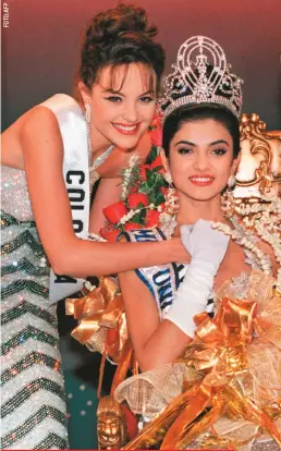  ??  ?? Carolina Gómez también es recordada como la tercera Virreina Universal consecutiv­a de Colombia. En 1994 se llevó el título de Primera Finalista en Miss Universo, celebrado en Filipinas.