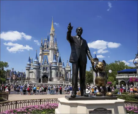  ?? DREAMSTIME/ TNS ?? Do all you can at Disney World to create a family experience that will forever stand out in childhood memories, says John Rosemond.