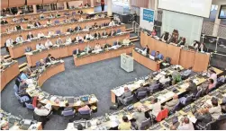  ?? PICTURE: ASHRAF HENDRICKS ?? NEW BENEFITS: A council meeting in the Council Chambers at the Cape Town Civic Centre. Next year councillor­s will enjoy additional benefits.