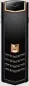  ??  ?? Vertu Signature手­机约RMB144,300