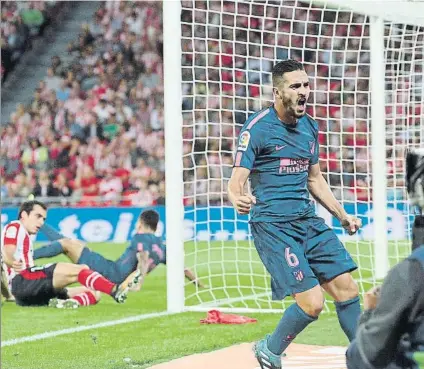  ?? FOTO:EFE ?? Koke se inventó un pase mágico para que Angel Correa marcase el primer gol de la noche en San Mamés