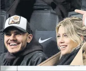  ?? FOTO: EFE ?? Mauro Icardi, en la grada Se perdió el segundo partido y vio ganar al Inter con su mujer