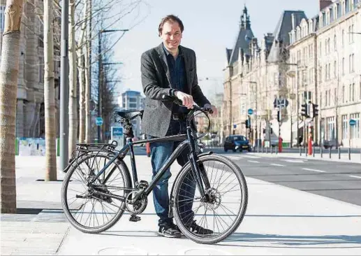  ?? Foto: Steve Eastwood ?? Das Fahrrad als ideales Fortbewegu­ngsmittel: François Benoy hofft, mit konkreten Plänen Bewegung ins Spiel zu bringen.