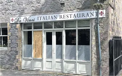  ?? Photograph by Kenny Elrick ?? ALARM: The Da Vinci Italian Restaurant was broken into at around 1.30am yesterday.