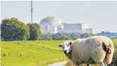  ?? FOTO: GEORG WENDT/DPA ?? Kein grünes Label für Gas und Kernkraftw­erke wie in Brokdorf.