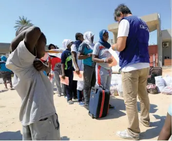  ??  ?? MAHMUD TURKIA | AFP Reunião no fim deste mês analisa crise que envolve migrantes líbios, chadianos entre outros