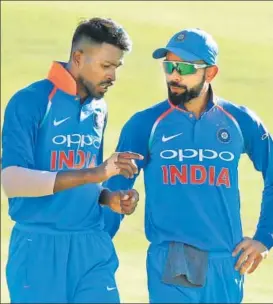  ?? REUTERS ?? Allrounder Hardik Pandya (left) will have to play a vital role for his skipper Virat Kohli.