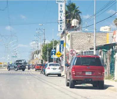  ??  ?? Las calles de Galaxias del Parque lucen tranquilas tras detención de El Azul DEL BAJÍO /JOSÉ GONZÁLEZ/EL SOL