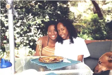  ??  ?? Portrait of Osayi Endolyn and her mother. — WP-Bloomberg photos