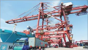  ?? PROVIDED TO CHINA DAILY ?? Qingdao is a hub for both the Silk Road Economic Belt and the Maritime Silk Road, as it is linked to the world with one of the largest seaports in China and the overland Eurasian Continenta­l Bridge.