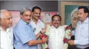  ?? PTI ?? Laxmikant Parsekar being garlaned by party leaders on Saturday.