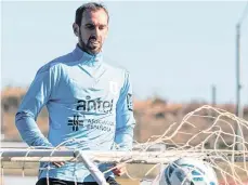  ?? FLAMENGO. /TWITTER ?? Buenos Aires.- El zaguero uruguayo Diego Godín, de 36 años, fue anunciado ayer como nuevo jugador del Vélez Sarsfield argentino hasta diciembre de 2023. Godín llega libre del Atlético Mineiro brasileño, donde estuvo seis meses, para reforzar a un Vélez que jugará contra River Plate en los octavos de final de la Copa Libertador­es.