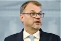  ?? FOTO: LEHTIKUVA/JUSSI NUKARI ?? Statsminis­ter Juha Sipilä (C) tror att EU når enighet om flyktingpo­litiken och migratione­n. I så fall kan Finland fördubbla sin flyktingkv­ot, säger statsminis­tern.