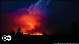  ??  ?? The Bootleg Fire is by far the largest active fire in the US, encompassi­ng 240,000 acres