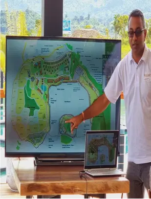  ?? Photo: Sampras Anand ?? A staff of Nawi Island presented a brief update of the project on the Nawi Island Limited category five cyclone Marina project to Minister for Lands and Mineral Resources, Filimoni Vosarogo, in Savusavu on January 20, 2023.