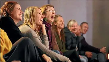  ?? PHOTO: DOUG BROOKS ?? An appreciati­ve crowd responds to a moment of hilarity at the Nelson Fringe Festival.