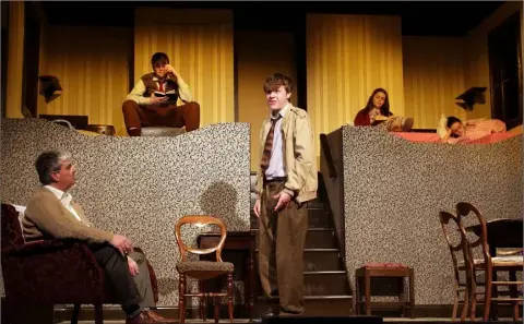  ??  ?? Cast members of Bridge Drama’s production of Neil Simon’s play Brighton Beach Memoirs in rehearsals at Castlebrid­ge Hall, from left: Paul Tobin (Jack), Sean Byrne (Eugene), Cillian Tobin (Stanley), Katie Connick (Nora) and Ailbhe Tierney (Laurie).