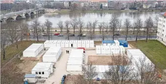  ?? Foto: Rene Meinig ?? Die Container-Unterkunft am Sachsenpla­tz wurde Mitte Januar bezogen.