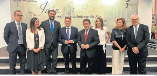  ?? M. H. ?? El consejero de Turismo, Francisco Javier Fernández, junto con el consejero de Fomento, Felipe López, y el presidente de la Diputación de Jaén, Francisco Reyes.