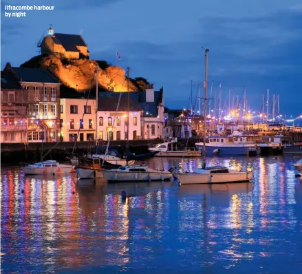  ??  ?? Ilfracombe harbour by night