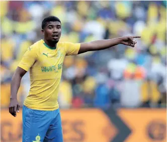  ?? MUZI NTOMBELA BackpagePi­x ?? LYLE Lakay has been one of the providers of important goals for Mamelodi Sundowns this season. |