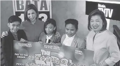  ??  ?? Mackie Empuerto, Keifer Sanchez and Francis Concepcion donate P50,000 to the Bantay Bata 163. With them are Bantay Bata program director Jing Castañeda and ABS-CBN Lingkod Kapamilya Foundation managing director Susan Afan.