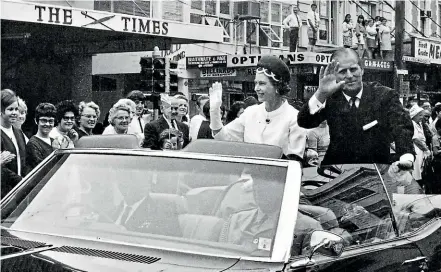  ?? ?? Queen Elizabeth II and Prince Philip outside The Waikato Times building in Victoria St in March 1970.
Christina Gardiner
