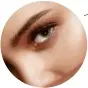  ??  ?? BROW OUT Momoi Supe’s expertise is the perfect brow