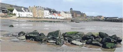  ??  ?? Top: the harbour beach at Kinghorn, Fife, and the Monifieth beach which has received a ‘poor’ grading.