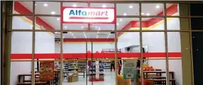  ??  ?? ALFAMART currently has 400 stores in the Philippine­s.