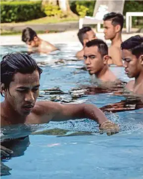  ??  ?? Hanya enam pemain melapor diri hari pertama sesi latihan skuad B-22 bagi menghadapi Kejohanan B-23 AFC.