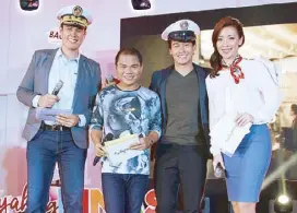  ??  ?? From left: Ryan Gamboa from TV Patrol Negros, Pooh, Enchong Dee and Blink de Leon from MagTV Cebu