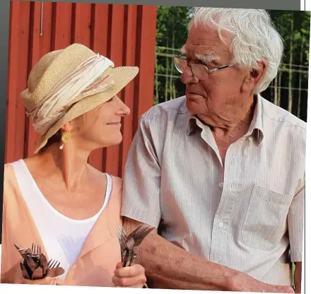  ??  ?? Devoted: Nicci with her father John, who suffered from dementia and died this year after a hospital stay