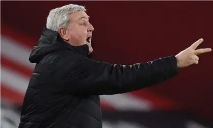  ?? Photograph: Oli Scarff/ Reuters ?? Steve Bruce said Newcastle’s performanc­e at Sheffield United in midweek was ‘absolutely frigging hopeless’.