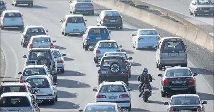  ?? Photo: JASON OXENHAM ?? Manners crucial: The Auckland Motorway Alliance says good driver behaviour is critical.