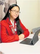  ?? ?? Keisya Gunawan and her fellow members of the Whanganui electorate Youth MP team have created an online survey to help them find out more about barriers young people might face when job hunting.