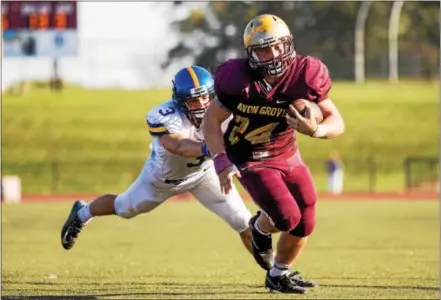  ?? NATE HECKENBERG­ER — FOR DIGITAL FIRST MEDIA ?? Avon Grove’s Kevin Francis breaks away for a touchdown on the opening drive of the second half.