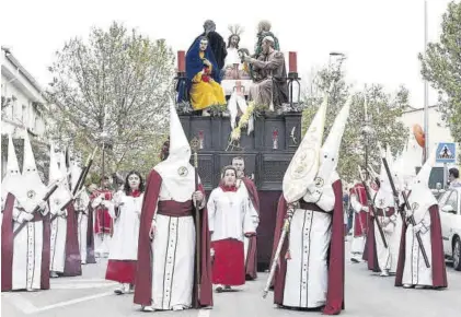  ?? ?? La Sagrada Cena protagoniz­ó un mayúsculo Domingo de Ramos en la capital extremeña.